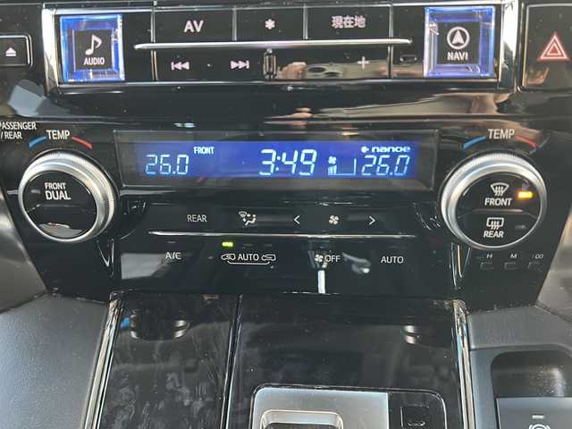 トヨタ アルファード S Cパッケージ 東京都 2019(令1)年 4.3万km ブラック ワンオーナー/純正ナビ【Bluetooth接続可、HDMI、フルセグTV、iPod、CD、DVD】/モデリスタエアロ/バックカメラ/両側パワースライドドア/ツインムーンルーフ/フリップダウンモニター（アルパイン）/追従付きクルーズコントロール/電動リアゲート/オットマン/ウォークスルー/三列シート/社外フロアマット/純正アルミホイール/ステアリングヒーター/ECOMODE/ポジションメモリー/パワーシート/エアーシート/レザーシート/電動パーキングブレーキ/コンセント差込口/レーンキープアシスト/コーナーセンサー/オートライト/オートマチックハイビーム/横滑り防止装置/盗難防止装置/CAR AROMA/ABS/ETC/Wエアバッグ/スマートキー/保証書、取扱説明書