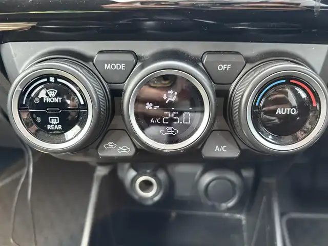 スズキ スイフト XG 宮城県 2019(平31)年 5.2万km スターシルバーメタリック 登録時走行距離５１４５５ｋｍ/純正ナビ/・フルセグ/・Bluetooth/・CD/DVD/・ＡＭ/FM/バックカメラ/シートヒーター（Ｄ席）/社外アルミホイール/純正フロアマット/ドアバイザー