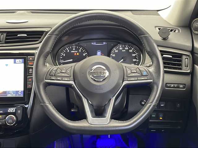 日産 エクストレイル 20Xi 栃木県 2019(平31)年 2.4万km ブリリアントホワイトパール 禁煙車/ガラスルーフ/ALPINE10インチナビ　/(CD/DVD/フルセグTV/Bluetooth/バックカメラ/全方位モニター/プロパイロット/インテリジェントミラー/ドラレコ/４ＷＤ　/ＥＴＣ　/電動リアゲート　/シートヒーター　/ダウンヒルアシスト　/アイドリングストップ/スタッドレスAWセット積み込み