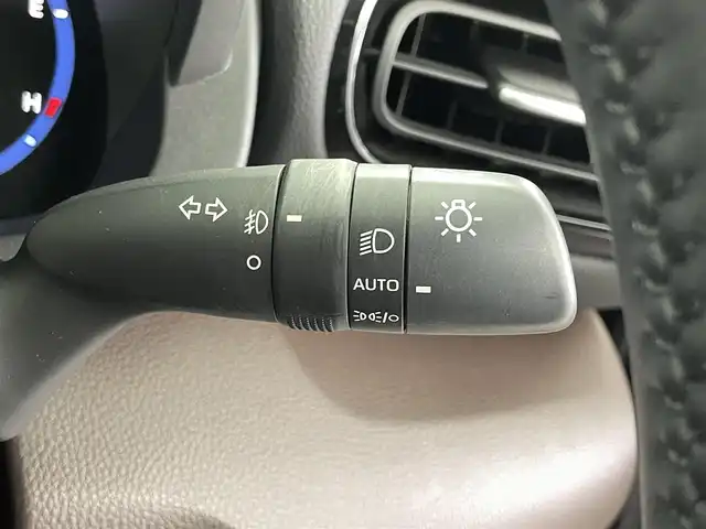 トヨタ ヤリスクロス ハイブリッド Z 福井県 2022(令4)年 3.8万km ブラックマイカ 純正8型ナビ機能付きディスプレイオーディオ /アラウンドビューカメラ /バックカメラ/電動リアゲート /ビルトインETC /パワーシート /シートヒーター /ブラインドスポットモニター /USB /電動パーキングブレーキ/LEDランプ/ドアバイザー/スマートキー/プッシュスタート