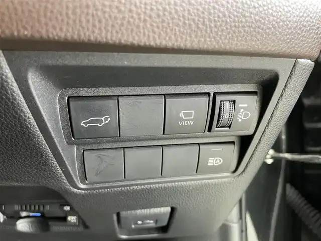 トヨタ ヤリスクロス ハイブリッド Z 福井県 2022(令4)年 3.8万km ブラックマイカ 純正8型ナビ機能付きディスプレイオーディオ /アラウンドビューカメラ /バックカメラ/電動リアゲート /ビルトインETC /パワーシート /シートヒーター /ブラインドスポットモニター /USB /電動パーキングブレーキ/LEDランプ/ドアバイザー/スマートキー/プッシュスタート