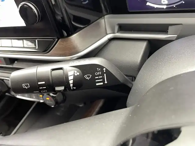 日産 オーラ G レザーエディション 熊本県 2022(令4)年 2.1万km ピュアホワイトパール / スーパーブラック 2トーン 純正ナビ（ＢＴ・フルセグ・ＵＳＢ）/全周囲カメラ　/ビルトインＥＴＣ２．０　/純正前方ドライブレコーダー　/レーダークルーズコントロール/BOSEサウンド/前後クリアランスソナー　/前席シートヒーター　/プロパイロット　/インテリジェントエマージェンシーブレーキ/標識認識機能/踏み間違い衝突防止アシスト/ふらつき警報機能/前方衝突予測警報/車線逸脱警報/ブラインドスポットモニター/ヒルスタートアシスト/横滑り防止/オートライト/オートマチックハイビーム/LEDヘッドライト/フォグライト/スマートキー/プッシュスタート/スペアキー1本