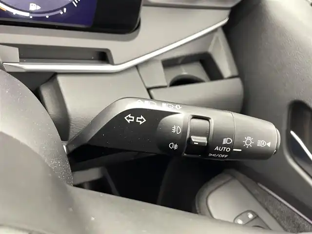 日産 オーラ G レザーエディション 熊本県 2022(令4)年 2.1万km ピュアホワイトパール / スーパーブラック 2トーン 純正ナビ（ＢＴ・フルセグ・ＵＳＢ）/全周囲カメラ　/ビルトインＥＴＣ２．０　/純正前方ドライブレコーダー　/レーダークルーズコントロール/BOSEサウンド/前後クリアランスソナー　/前席シートヒーター　/プロパイロット　/インテリジェントエマージェンシーブレーキ/標識認識機能/踏み間違い衝突防止アシスト/ふらつき警報機能/前方衝突予測警報/車線逸脱警報/ブラインドスポットモニター/ヒルスタートアシスト/横滑り防止/オートライト/オートマチックハイビーム/LEDヘッドライト/フォグライト/スマートキー/プッシュスタート/スペアキー1本