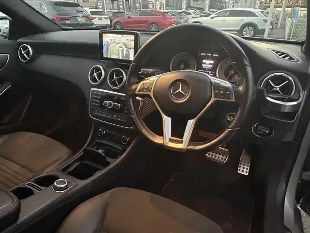 メルセデス・ベンツ Ａ１８０ Bエフィ スポーツ エディションネクスト 埼玉県 2012(平24)年 9.4万km ポーラシルバー 黒半革シート/純正ナビ/クルーズコントロール/フルセグTV/バックカメラ/ブラインドスポットモニター/パワーシート/ETC/純正フロアマット