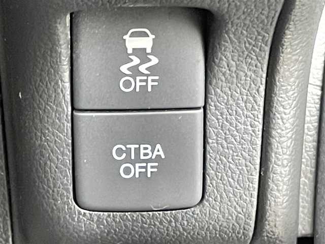 ホンダ Ｎ ＢＯＸ カスタム ターボ SSブラックSパッケージ 千葉県 2017(平29)年 8万km プレミアムホワイトパールⅡ 禁煙/純正8型ナビ VXM-175VFEi/Bluetooth/フルセグTV/CD/DVD/SD/USB/AppleCarplay/バックモニター/パドルシフト/クルーズコントロール/オートヘッドライト/両側パワースライドドア/ベンチシート/フルフラット/チップアップシート/ハーフレザーシート/D/N席シートヒーター/純正アルミホイール