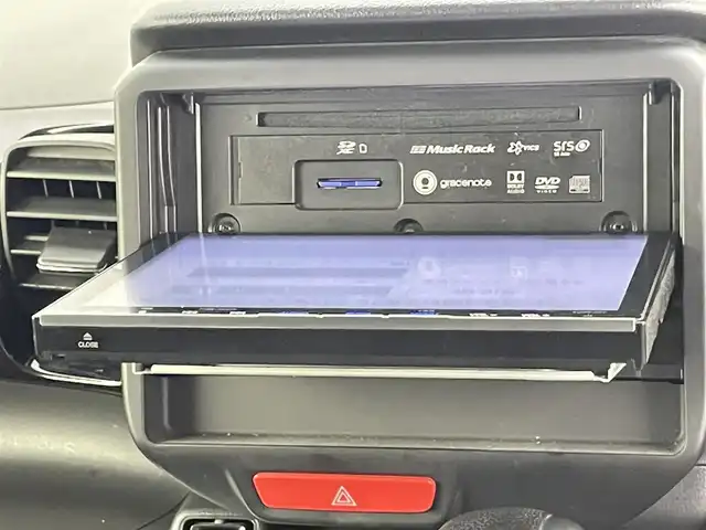 ホンダ Ｎ ＢＯＸ カスタム ターボ SSブラックSパッケージ 千葉県 2017(平29)年 8万km プレミアムホワイトパールⅡ 禁煙/純正8型ナビ VXM-175VFEi/Bluetooth/フルセグTV/CD/DVD/SD/USB/AppleCarplay/バックモニター/パドルシフト/クルーズコントロール/オートヘッドライト/両側パワースライドドア/ベンチシート/フルフラット/チップアップシート/ハーフレザーシート/D/N席シートヒーター/純正アルミホイール