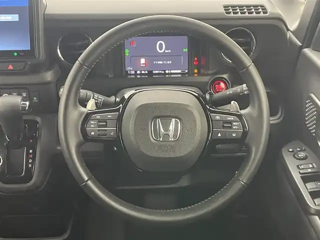 ホンダ Ｎ ＢＯＸ カスタム ターボ 愛知県 2024(令6)年 0.8万km クリスタルブラックパール 純正８型ＤＡ　両側パワスラ　シートヒーター　パドルシフト　黒ハーフレザーシート　衝突軽減　車線逸脱　LEDオートライト　オートハイビーム　コーナーセンサー　電子パーキング　アイドリングストップ　禁煙車　純正１５インチAW　カーテンエアバッグ　プッシュスタート　スマートキー