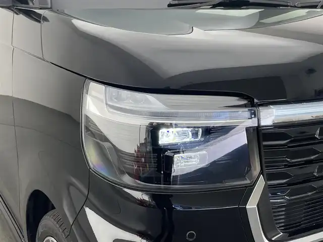 ホンダ Ｎ ＢＯＸ カスタム ターボ 愛知県 2024(令6)年 0.8万km クリスタルブラックパール 純正８型ＤＡ　両側パワスラ　シートヒーター　パドルシフト　黒ハーフレザーシート　衝突軽減　車線逸脱　LEDオートライト　オートハイビーム　コーナーセンサー　電子パーキング　アイドリングストップ　禁煙車　純正１５インチAW　カーテンエアバッグ　プッシュスタート　スマートキー