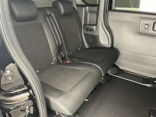 ホンダ Ｎ ＢＯＸ カスタム ターボ 愛知県 2024(令6)年 0.8万km クリスタルブラックパール 純正８型ＤＡ　両側パワスラ　シートヒーター　パドルシフト　黒ハーフレザーシート　衝突軽減　車線逸脱　LEDオートライト　オートハイビーム　コーナーセンサー　電子パーキング　アイドリングストップ　禁煙車　純正１５インチAW　カーテンエアバッグ　プッシュスタート　スマートキー