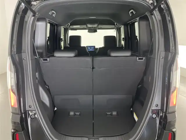 ホンダ Ｎ ＢＯＸ カスタム ターボ 愛知県 2024(令6)年 0.8万km クリスタルブラックパール 純正８型ＤＡ　両側パワスラ　シートヒーター　パドルシフト　黒ハーフレザーシート　衝突軽減　車線逸脱　LEDオートライト　オートハイビーム　コーナーセンサー　電子パーキング　アイドリングストップ　禁煙車　純正１５インチAW　カーテンエアバッグ　プッシュスタート　スマートキー