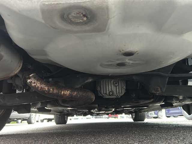 スバル レガシィ Ｂ４ 2．5i Lパッケージ 福島県 2010(平22)年 11.8万km サテンホワイトパール D/Nパワーシート　シートメモリ　ETC　電動パーキングブレーキシステム　横滑り防止　パドルシフト　革ハンドル　　SL-DRAVE シートヒーター　ドライブレコーダー　Panasonicナビ（TV/FM/CD）　スペアキー　純正フロアマット　シガーソケット　バックC　ノーマルタイヤ社外16incAW車載