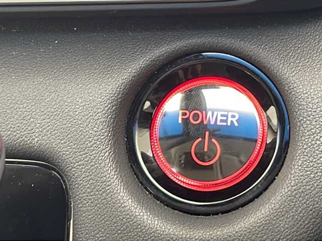 ホンダ オデッセイ ハイブリッド e:HEVアブソルート 沖縄県 2021(令3)年 4.5万km プラチナホワイトパール 純正ＯＰナビ　/(フルセグＴＶ　ＤＶＤ再生　ＢＴ接続)/アラウンドビューモニター　/前後ドライブレコーダー　/ＨＤＭＩ　/両側パワースライドドア　/ハーフレザーシート　/オットマン　/ＬＥＤオートライト　/ドアバイザー