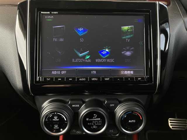 スズキ スイフト スポーツ 兵庫県 2022(令4)年 2.4万km スピーディーブルーM ワンオーナー/純正8インチメモリーナビ/フルセグTV/CD/DVD/Bluetooth/SD/FM/AM/全方位カメラ/ETC/前ドライブレコーダー/衝突被害軽減ブレーキ/アダプティブクルーズコントロール/車線逸脱警報/ブラインドスポットモニター/リア クリアランスソナー/ステアリングスイッチ/パドルシフト/プッシュスタート/D席シートヒーター/LEDヘッドライト/オートライト/フロントフォグ・リアフォグ/革巻きステアリング/ISOFIX/ドアバイザー/純正フロアマット/スペアキー1本/新車時保証書/取扱説明書