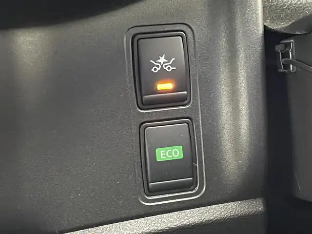 日産 セレナ ハイウェイスターVセレクションⅡ 埼玉県 2019(令1)年 4.7万km ブリリアントホワイトパール 2トーン 純正１０インチナビ　バックカメラ　ビルトインＥＴＣ　ドライブレコーダー　エマージェンシーブレーキ　レーダークルーズコントロール　純正アルミホイール　スマートキー　オートライト　ＬＥＤヘッドライト　ＴＶ