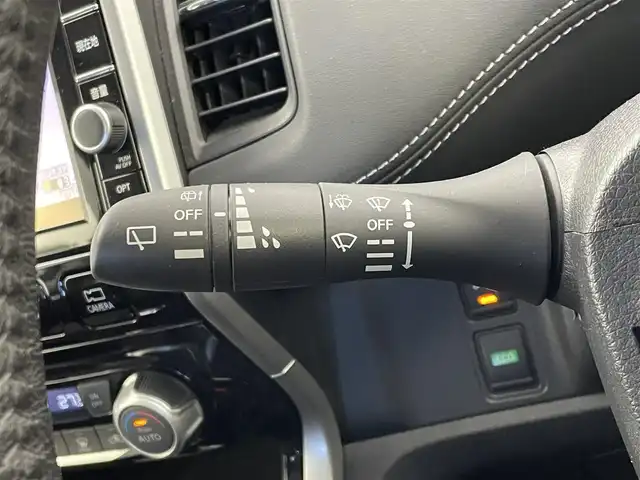 日産 セレナ ハイウェイスターVセレクションⅡ 埼玉県 2019(令1)年 4.7万km ブリリアントホワイトパール 2トーン 純正１０インチナビ　バックカメラ　ビルトインＥＴＣ　ドライブレコーダー　エマージェンシーブレーキ　レーダークルーズコントロール　純正アルミホイール　スマートキー　オートライト　ＬＥＤヘッドライト　ＴＶ