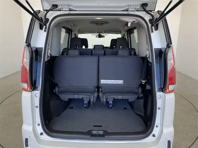 日産 セレナ ハイウェイスターVセレクションⅡ 埼玉県 2019(令1)年 4.7万km ブリリアントホワイトパール 2トーン 純正１０インチナビ　バックカメラ　ビルトインＥＴＣ　ドライブレコーダー　エマージェンシーブレーキ　レーダークルーズコントロール　純正アルミホイール　スマートキー　オートライト　ＬＥＤヘッドライト　ＴＶ