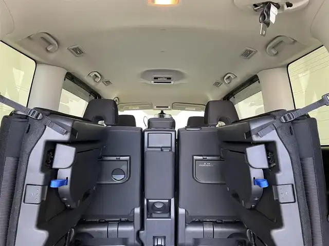 日産 セレナ ハイウェイスターVセレクションⅡ 埼玉県 2019(令1)年 4.7万km ブリリアントホワイトパール 2トーン 純正１０インチナビ　バックカメラ　ビルトインＥＴＣ　ドライブレコーダー　エマージェンシーブレーキ　レーダークルーズコントロール　純正アルミホイール　スマートキー　オートライト　ＬＥＤヘッドライト　ＴＶ