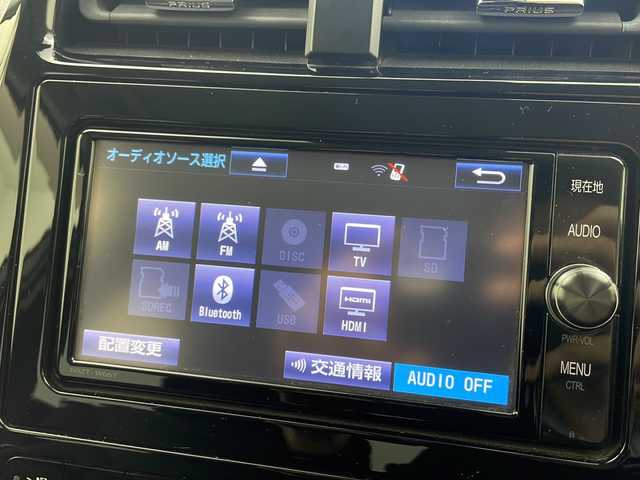 トヨタ プリウス Sセーフティプラス 大阪府 2017(平29)年 19.3万km ホワイトパールクリスタルシャイン 純正ナビ/【フルセグTV/Bluetooth/FM/AM/HDMI】/パーキングアシスト/トヨタセーフティセンス/プリクラッシュセーフティー/オートマチックハイビーム/車線逸脱警報/ふらつき警報/クリアランスソナー/インテリジェントクリアランスソナー/レーダークルーズコントロール/バックカメラ/LEDヘッドライト/スマートキー