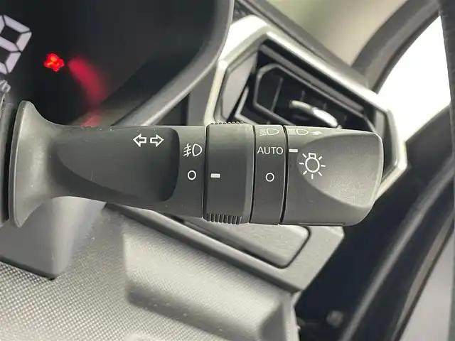 ダイハツ ロッキー プレミアム 埼玉県 2020(令2)年 3.7万km ブラックマイカメタリック 純正９型ナビ　純正エアロ　全方位カメラ　シートヒーター　ＢＳＭ　ＥＴＣ　ＬＥＤヘッドライト　ドライブレコーダー　追従走行　スマートキー　アイドリングストップ　純正17インチアルミ　衝突被害軽減　フルセグTV　