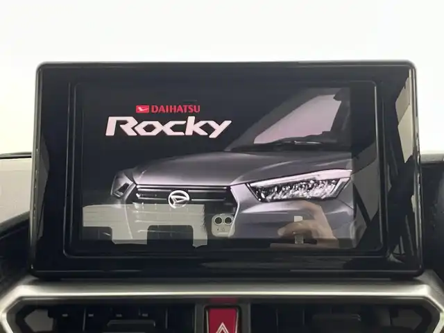 ダイハツ ロッキー プレミアム 埼玉県 2020(令2)年 3.7万km ブラックマイカメタリック 純正９型ナビ　純正エアロ　全方位カメラ　シートヒーター　ＢＳＭ　ＥＴＣ　ＬＥＤヘッドライト　ドライブレコーダー　追従走行　スマートキー　アイドリングストップ　純正17インチアルミ　衝突被害軽減　フルセグTV　