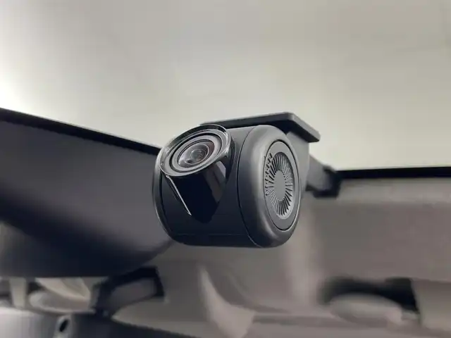 ダイハツ ロッキー プレミアム 埼玉県 2020(令2)年 3.7万km ブラックマイカメタリック 純正９型ナビ　純正エアロ　全方位カメラ　シートヒーター　ＢＳＭ　ＥＴＣ　ＬＥＤヘッドライト　ドライブレコーダー　追従走行　スマートキー　アイドリングストップ　純正17インチアルミ　衝突被害軽減　フルセグTV　