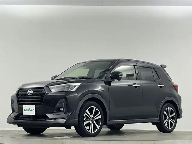 ダイハツ ロッキー プレミアム 埼玉県 2020(令2)年 3.7万km ブラックマイカメタリック 純正９型ナビ　純正エアロ　全方位カメラ　シートヒーター　ＢＳＭ　ＥＴＣ　ＬＥＤヘッドライト　ドライブレコーダー　追従走行　スマートキー　アイドリングストップ　純正17インチアルミ　衝突被害軽減　フルセグTV　