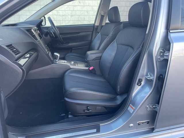 スバル レガシィ Ｂ４ 2．5iアイサイト 長野県 2012(平24)年 7.3万km アイスシルバーメタリック ・純正7インチメモリーナビゲーション/CD DVD フルセグTV Bluetooth/・バックカメラ/・ETC/・アイサイト/・クルーズコントロール/・レーンキープアシスト/・パワーシート(D/N)/・HIDヘッドライト/・オートライト/・フォグライト/・ハーフレザー調シート/・スマートキー/・エンジンプッシュスタート