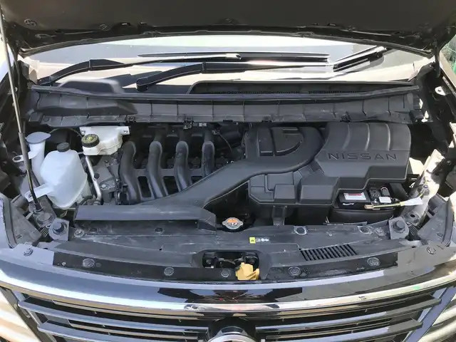 日産 セレナ ハイウェイスター V 静岡県 2023(令5)年 5万km ダイヤモンドブラック 純正12型ナビ(BT/AM/FM)/フルセグTV/ハンズフリーパワースライドドア(両側)/インテリジェントアラウンドビューモニター/ビルトインETC2.0/インテリジェントクルーズコントロール/ソナー機能/ナビリンク機能付プロパイロット/全方位運転支援システム/・インテリジェントエマージェンシーブレーキ/・前方衝突予測警報/・衝突回避ステアリングアシスト/・車線逸脱防止支援システム/・後側方衝突防止支援システム/・後側方車両検知警報/・ふらつき警報/・踏み間違い衝突防止アシスト/・標識認識機能/SOSコール/インテリジェントルームミラー/アダプティブLEDヘッドランプ/デュアルオートエアコン/本革巻きステアリング/パドルシフト/ハーフレザーシート/純正16インチアルミホイール/インテリジェントキー/プッシュエンジンスターター/禁煙車