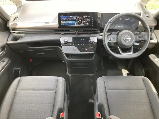 日産 セレナ ハイウェイスター V 静岡県 2023(令5)年 5万km ダイヤモンドブラック エマージェンシーブレーキ/純正12インチナビ/　AM FM Bluetooth AppleCarPlay AndroidAuto/フルセグTV/ビルトインETC2.0/前後方ドライブレコーダー/インテリジェントルームミラー/アダプティブLEDオートヘッドランプ/ワイヤレス充電/両側パワースライドドア/ハーフレザーシート/純正16インチアルミホイール/前後方クリアランスソナー/パドルシフト/ナビリンク機能付プロパイロット/アラウンドビューモニター