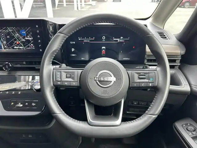 日産 セレナ ハイウェイスター V 静岡県 2023(令5)年 5万km ダイヤモンドブラック エマージェンシーブレーキ/純正12.3インチナビ/AM FM Bluetooth AppleCarPlay AndroidAuto/フルセグTV/ビルトインETC2.0/前後方ドライブレコーダー/インテリジェントルームミラー/アダプティブLEDオートヘッドランプ/ワイヤレス充電/両側パワースライドドア/ハーフレザーシート/純正16インチアルミホイール/前後方クリアランスソナー/パドルシフト/ナビリンク機能付プロパイロット/アラウンドビューモニター