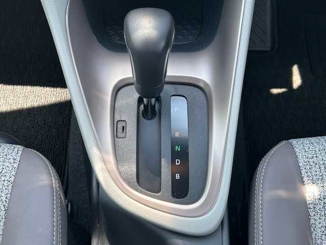 トヨタ ヤリス ハイブリッド Z 茨城県 2021(令3)年 0.4万km センシュアルレッドマイカ 純正ディスプレイオーディオ/Bluetooth/AM/FM//バックモニター/全方位カメラ/アラウンドビューモニター/前後ドライブレコーダ―/トヨタセーフティーセンス/USB端子/シートヒーター/ビルトインETC/LEDヘッドライト/オートマチックハイビーム/純正フロアマット/衝突軽減システム/保証書/取扱い説明書/記録簿