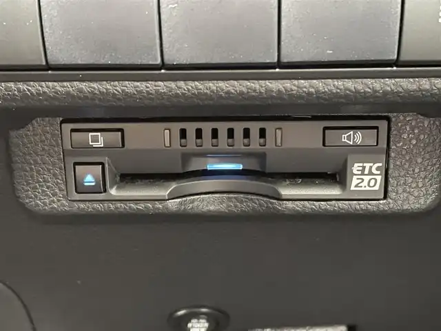 トヨタ カローラ スポーツ G Z 山梨県 2020(令2)年 6.9万km プラチナホワイトパールマイカ 4WD/純正ナビ/Bluetooth接続/CD/DVD/フルセグTV/バックカメラ/ETC2.0/純正１８インチアルミホイール/前後コーナーセンサー/アダプティブクルーズコントロール/ウィンカーミラー/ドアバイザー/レーンキープアシスト/スペアキー１本/取扱説明書/保証書