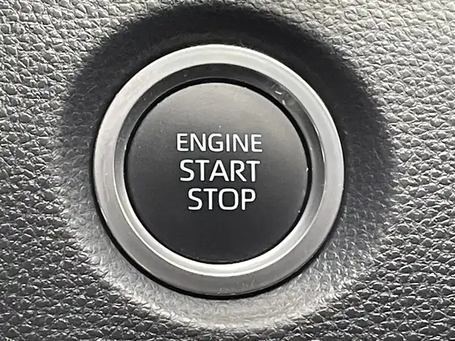 トヨタ カローラ スポーツ G Z 山梨県 2020(令2)年 6.9万km プラチナホワイトパールマイカ 4WD/純正ナビ/Bluetooth接続/CD/DVD/フルセグTV/バックカメラ/ETC2.0/純正１８インチアルミホイール/前後コーナーセンサー/アダプティブクルーズコントロール/ウィンカーミラー/ドアバイザー/レーンキープアシスト/スペアキー１本/取扱説明書/保証書