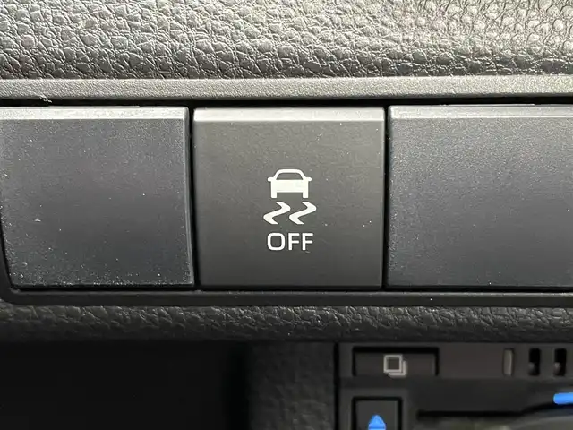 トヨタ カローラ スポーツ G Z 山梨県 2020(令2)年 6.9万km プラチナホワイトパールマイカ 4WD/純正ナビ/Bluetooth接続/CD/DVD/フルセグTV/バックカメラ/ETC2.0/純正１８インチアルミホイール/前後コーナーセンサー/アダプティブクルーズコントロール/ウィンカーミラー/ドアバイザー/レーンキープアシスト/スペアキー１本/取扱説明書/保証書