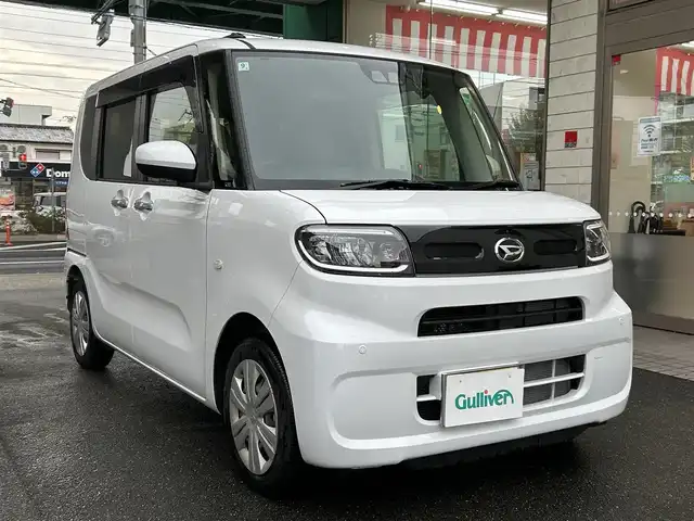ダイハツ タント X 愛知県 2024(令6)年 0.5万km シャイニングホワイトパール ワンオーナー/登録時4463ｋｍ/左リアパワースライドドア/前席シートヒーター/運転席シートリフター/純正ＬＥＤヘッドライト/Panasonic製ＳＤナビ〈CN-E330D〉/・ＣＤ／Bｌｕｅｔｏｏｔｈ／ワンセグＴＶ/バックカメラ/アヒーターダクト/電動パーキング＆オートホールド/格納式シートバックテーブル/リア格納式サンシェード/eco IDLE/コムテック製全方向対応ドライブレコーダー〈HDR361GW〉/スマートアシスト/・衝突回避支援ブレーキ/・衝突警報機能/・ブレーキ制御付誤発進抑制制御/・車線逸脱警報機能/・路外逸脱警報機能/・先行車発進告知/・オートハイビーム/・ロードサインアシスト/・前後センサー/スマートキー＆プッシュスタート