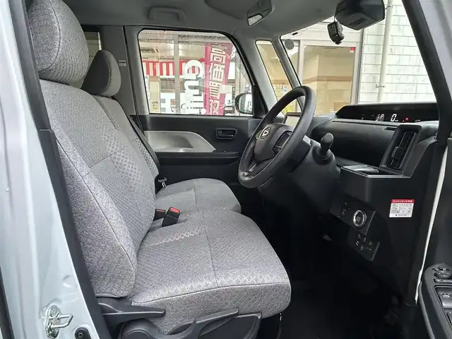 ダイハツ タント X 愛知県 2024(令6)年 0.5万km シャイニングホワイトパール ワンオーナー/登録時4463ｋｍ/左リアパワースライドドア/前席シートヒーター/運転席シートリフター/純正ＬＥＤヘッドライト/Panasonic製ＳＤナビ〈CN-E330D〉/・ＣＤ／Bｌｕｅｔｏｏｔｈ／ワンセグＴＶ/バックカメラ/アヒーターダクト/電動パーキング＆オートホールド/格納式シートバックテーブル/リア格納式サンシェード/eco IDLE/コムテック製全方向対応ドライブレコーダー〈HDR361GW〉/スマートアシスト/・衝突回避支援ブレーキ/・衝突警報機能/・ブレーキ制御付誤発進抑制制御/・車線逸脱警報機能/・路外逸脱警報機能/・先行車発進告知/・オートハイビーム/・ロードサインアシスト/・前後センサー/スマートキー＆プッシュスタート