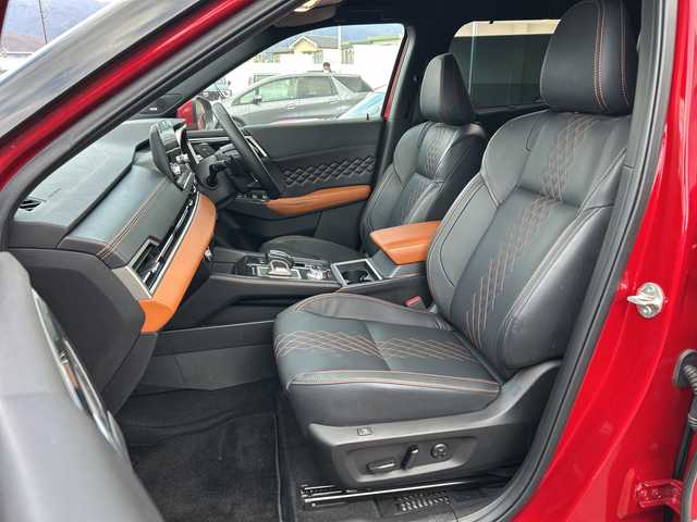 三菱 アウトランダー ＰＨＥＶ P 長野県 2021(令3)年 3.1万km レッドダイヤモンド ・純正9インチメーカーオプションナビゲーション/(Bluetooth/フルセグTV)/・USB入力端子/・BOSEサウンド/・アラウンドビューカメラ/・純正ビルトインETC2.0/・社外前後ドライブレコーダー/・パワーバックドア/・パワーシート(D+N席)/・レザーシート/・シートヒーター(全席)/・純正フロアマット/・純正20インチアルミホイール/・前後コーナーセンサー/・ダウンヒルアシストコントロール/・マイパイロット/・LEDヘッドライト