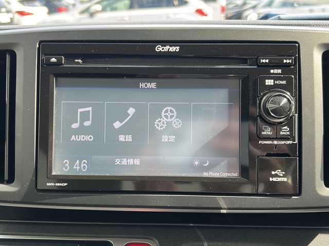 ホンダ Ｎ ＯＮＥ G ローダウン 石川県 2016(平28)年 4.6万km プレミアムホワイトパールⅡ 純正ディスプレイオーディオ（WX-151CP）　/（ＣＤ　Ｂｌｕｔｈｏｏｔｈ接続　ＴＶ）　/バックカメラ　/ＥＴＣ　/アイドリングストップ　/純正アルミホイール　/プッシュスタート　/ドアバイザー　/オートライト　/LEDヘッドライト/スマートキー　/スペアキー/ワンセグテレビ
