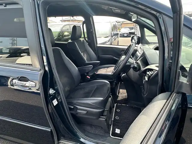 トヨタ ヴォクシー ZS 煌Ⅲ 宮城県 2020(令2)年 6.4万km ブラッキッシュアゲハガラスフレーク ワンオーナー/セーフティセンス/・プリクラッシュセーフティ/・レーンディパーチャーアラート/・オートマチックハイビーム/・先行車発進告知/クリアランスソナー/パーキングサポートブレーキ/純正10インチナビ（NSZN-Z68T）/・CD/DVD/・Bluetooth/・フルセグTVTVキャンセラー有/バックカメラ/ビルトインETC/ドライブレコーダー/両側パワースライドドア/ハーフレザーシート/革巻きステアリング/クルーズコントロール/ステアリングスイッチ/LEDヘッドランプ/フォグランプ/オートライト/スマートキー＆プッシュスタート/スペアキー/電動格納ミラー/純正16インチAW/純正フロアマット/W/サイド/カーテンエアバッグ/取扱説明書/保証書