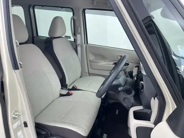 日産 ルークス X 群馬県 2021(令3)年 1.9万km フローズンバニラパール/アッシュブラウンM クリアランスソナー（F/R）　衝突被害軽減ブレーキ　レーンアシスト　純正９インチSDナビ（CD/DVD/SD/Bluetooth/フルセグTV）　アラウンドビューモニター　両側パワースライドドア（ハンズフリー）　アイドリングストップ　ステアリングスイッチ　オートライト　オートハイビーム　ハロゲン　ヘッドライトレベライザー　電動格納ミラー　ウィンカーミラー　純正フロアマット　純正バイザー　プッシュスタート　スマートキー　リアサンシェード（左右）　リアサーキュレーター