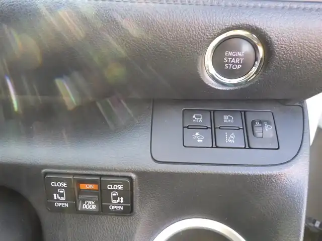 トヨタ シエンタ G セーフティエディション 千葉県 2020(令2)年 5.5万km ホワイトパールクリスタルシャイン Toyota Safety Sense/プリクラッシュセーフティ/・レーンディパーチャーアラート/・オートハイビーム/両側パワースライドドア/純正SDナビ/地デジTV/【DVD/CD再生機能　Bluetooth接続】/パノラミックビューモニター/ドライブレコーダー（前後撮影）/革巻きステアリング/ステアリングヒーター/ステアリングスイッチ/ETC/HIDヘッドライト/ウインカーミラー/クリアランスソナー/スマートキー