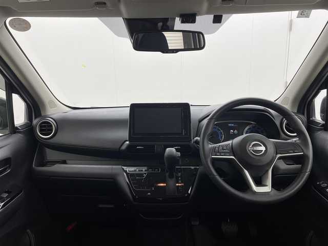 日産 デイズ ハイウェイスターX 茨城県 2025(令7)年 0.4万km ホワイトパール 純正モニター/・ドライブレコーダー/・Bluetooth/・iPod/・AppleCarPlay/・AndroidAuto/アラウンドビューモニター/ドライブレコーダー/エマージェンシーブレーキ/ＬＥＤヘッドライト/ＥＴＣ/アイドリングストップ/スマートキー/サイドエアバッグ/オートライト/14インチ純正AW/車線逸脱警報