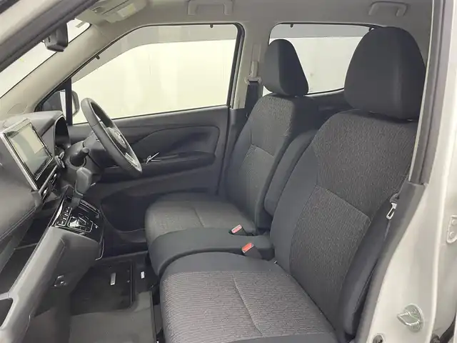 日産 デイズ ハイウェイスターX 茨城県 2025(令7)年 0.4万km ホワイトパール 純正モニター/・ドライブレコーダー/・Bluetooth/・iPod/・AppleCarPlay/・AndroidAuto/アラウンドビューモニター/ドライブレコーダー/エマージェンシーブレーキ/ＬＥＤヘッドライト/ＥＴＣ/アイドリングストップ/スマートキー/サイドエアバッグ/オートライト/14インチ純正AW/車線逸脱警報