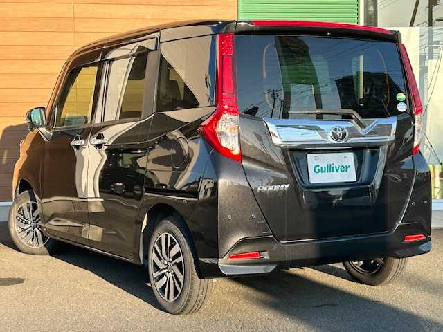 トヨタ ルーミー カスタムG 静岡県 2020(令2)年 0.9万km ブラックマイカメタリック 純正ナビ/(フルセグTV/BT/FM/AM)/ドライブレコーダー/バックカメラ/両側パワースライドドア/ETC/LEDヘッドライト/フォグランプ/オートライト/ウィンカーミラー/電動格納ミラー/純正14インチAW/シートリフター/プッシュスタート/純正フロアマット/保証書/取扱説明書