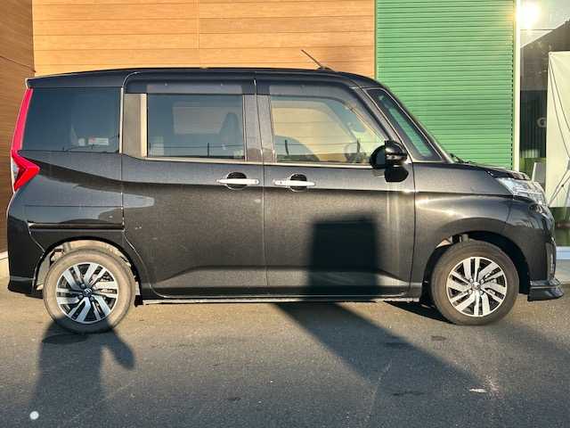 トヨタ ルーミー カスタムG 静岡県 2020(令2)年 0.9万km ブラックマイカメタリック 純正ナビ/(フルセグTV/BT/FM/AM)/ドライブレコーダー/バックカメラ/両側パワースライドドア/ETC/LEDヘッドライト/フォグランプ/オートライト/ウィンカーミラー/電動格納ミラー/純正14インチAW/シートリフター/プッシュスタート/純正フロアマット/保証書/取扱説明書