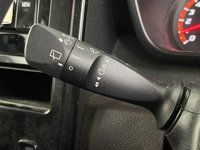 トヨタ タンク G S 埼玉県 2016(平28)年 3.7万km マゼンタベリーマイカM 純正ナビ　/バックカメラ　/両側電動スライドドア　/衝突軽減ブレーキ　/クルーズコントロール　/ビルトインＥＴＣ　/横滑り防止措置　/アイドリングストップ　/ウインカーミラー　/ドアバイザー　/純正フロアマット/プッシュスタート