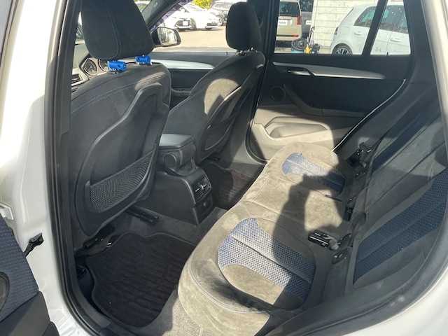 ＢＭＷ Ｘ１ xDrive 20i Mスポーツ 青森県 2016(平28)年 3.4万km アルピンホワイトⅢ Mスポーツ/Fスポイラー/記録簿５枚/純正１８ＡＷ/衝突軽減ブレーキ/純正ＨＤＤナビ/バックモニター/ＬＥＤヘッドライト/電動リアゲート/新車時保証書/取扱説明書