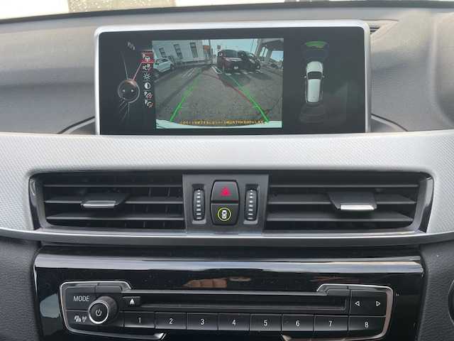 ＢＭＷ Ｘ１ xDrive 20i Mスポーツ 青森県 2016(平28)年 3.4万km アルピンホワイトⅢ Mスポーツ/Fスポイラー/記録簿５枚/純正１８ＡＷ/衝突軽減ブレーキ/純正ＨＤＤナビ/バックモニター/ＬＥＤヘッドライト/電動リアゲート/新車時保証書/取扱説明書