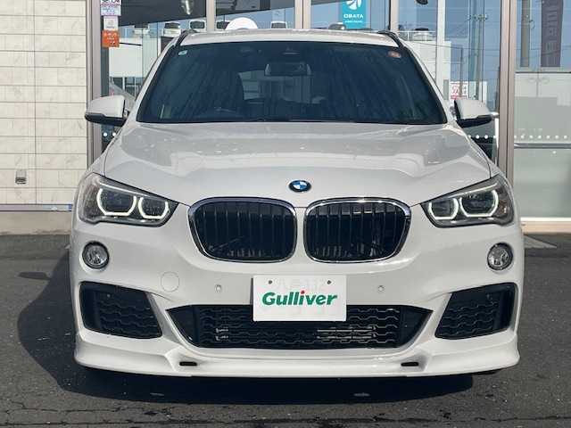 ＢＭＷ Ｘ１ xDrive 20i Mスポーツ 青森県 2016(平28)年 3.4万km アルピンホワイトⅢ Mスポーツ/Fスポイラー/記録簿５枚/純正１８ＡＷ/衝突軽減ブレーキ/純正ＨＤＤナビ/バックモニター/ＬＥＤヘッドライト/電動リアゲート/新車時保証書/取扱説明書