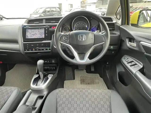 ホンダ フィット 13G Sパッケージ 静岡県 2014(平26)年 7.9万km アトラクトイエローパール 純正メーカーナビ/フルセグTV/DVD/CD/USB/Bluetooth/バックカメラ/純正エアロ/純正15インチアルミホイール/ビルトインETC/LEDライト/スマートキー2個/プッシュスタート/新車時保証書/取扱説明書